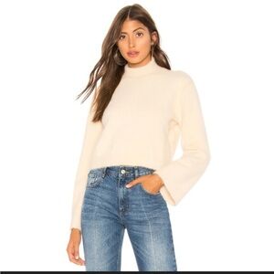 Tularosa Ivory Fuzzy “Jess” Cropped Sweater sz S